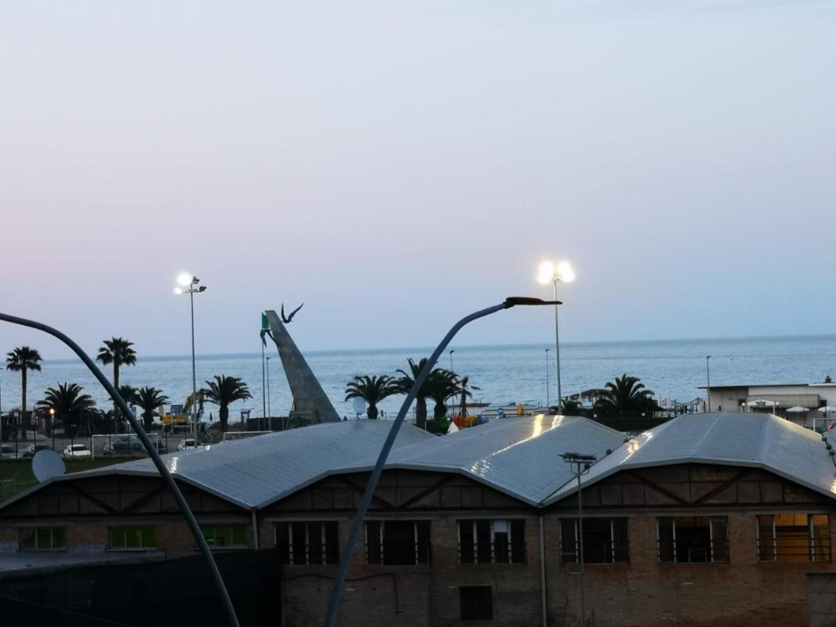 Appartamento Sopra Il Mare Civitanova Marche Exterior foto